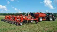 Широкозахватный посевной комплекс AGRATOR